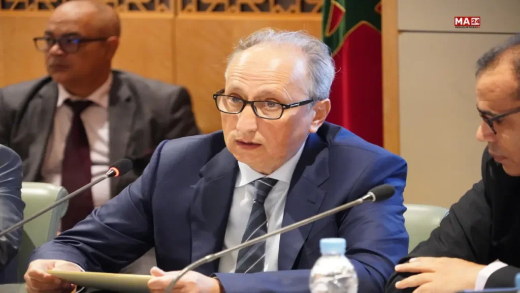 برادة يدحض “النظرة الخاطئة” عن التعليم القروي