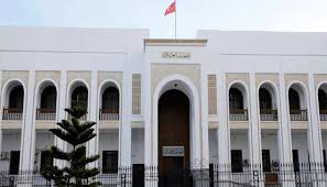 محكمة تونسية تصدر أحكاماً بالسجن ضد مروان مبروك ويوسف الشاهد بتهم فساد المالي