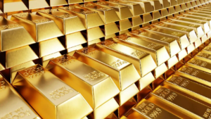 الذهب يتراجع والنفط يواصل الارتفاع مع تصاعد التوترات الجيوسياسية.