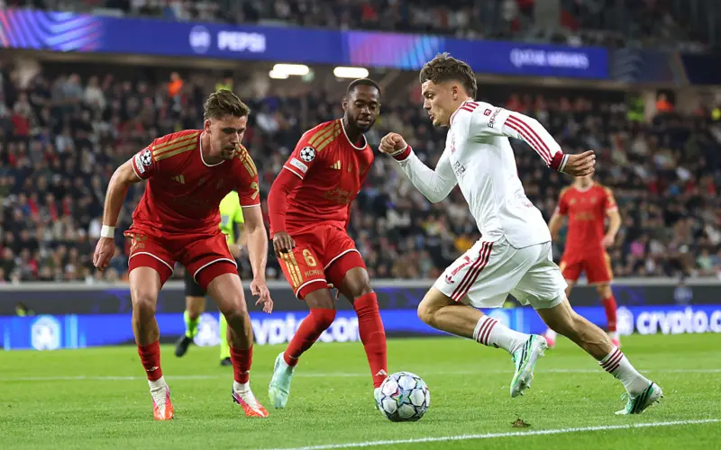 ليفربول يعزز تقدمه في النمسا ويهيمن على مجريات الشوط الأول أمام لاسك لينتس